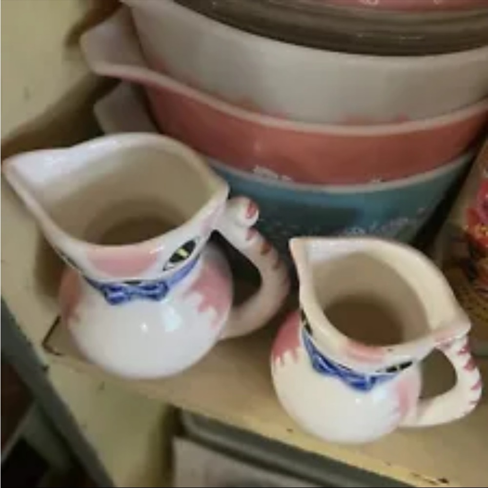 Vtg Lipper Mann Anthropomorphic Kitty Cat Pink Creamers Pitchers Pair - Picture 3 of 11